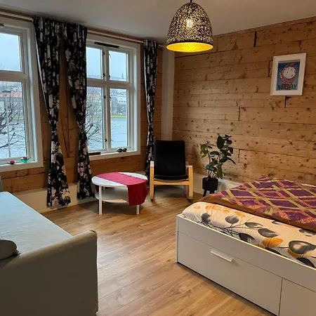 View In Center Of - 3 Bedrooms Apartamento