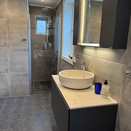 View In Center Of - 3 Bedrooms Apartamento