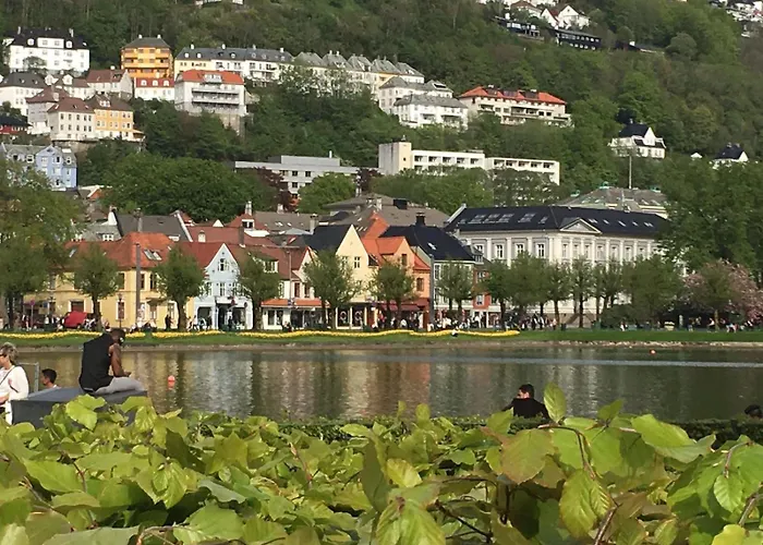 Apartment View In Center Of - 3 Bedrooms Bergen