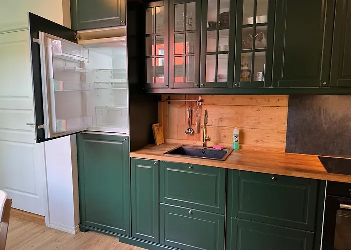 View In Center Of - 3 Bedrooms Appartamento